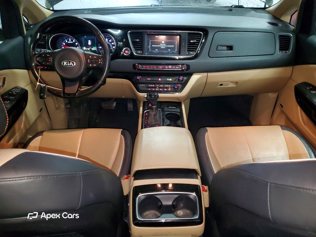Kia Sedona 2015