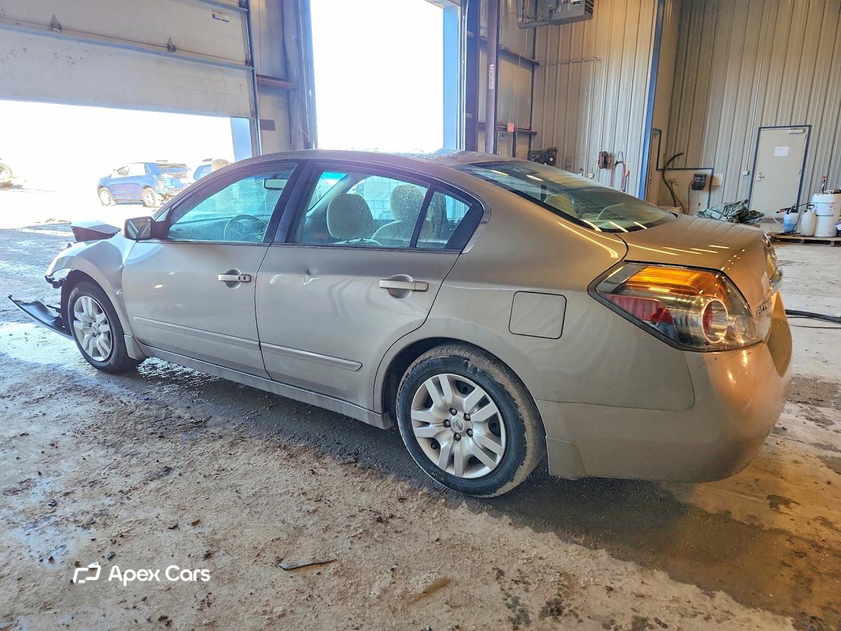 Nissan Altima 2012