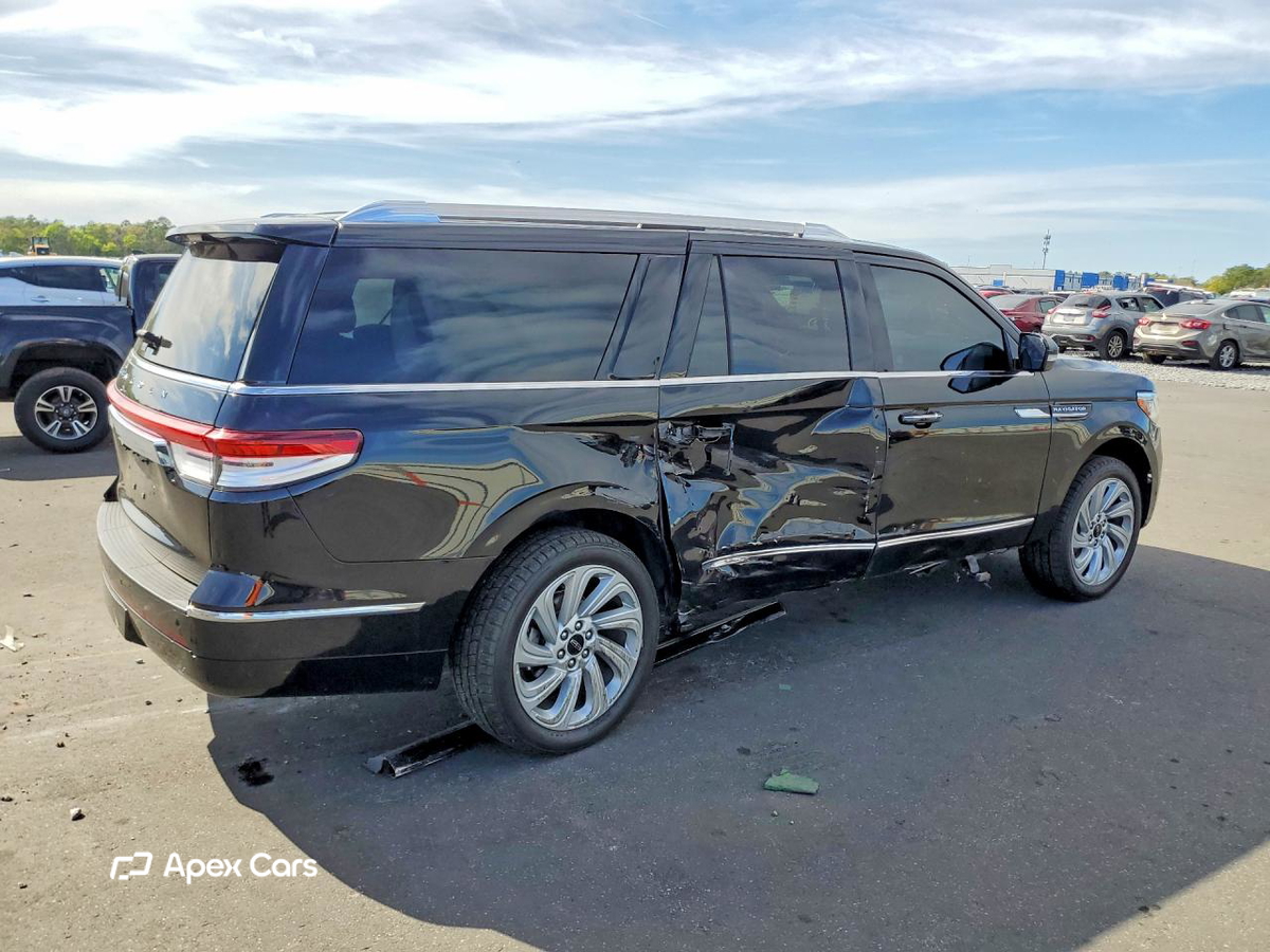 Lincoln Navigator 2024