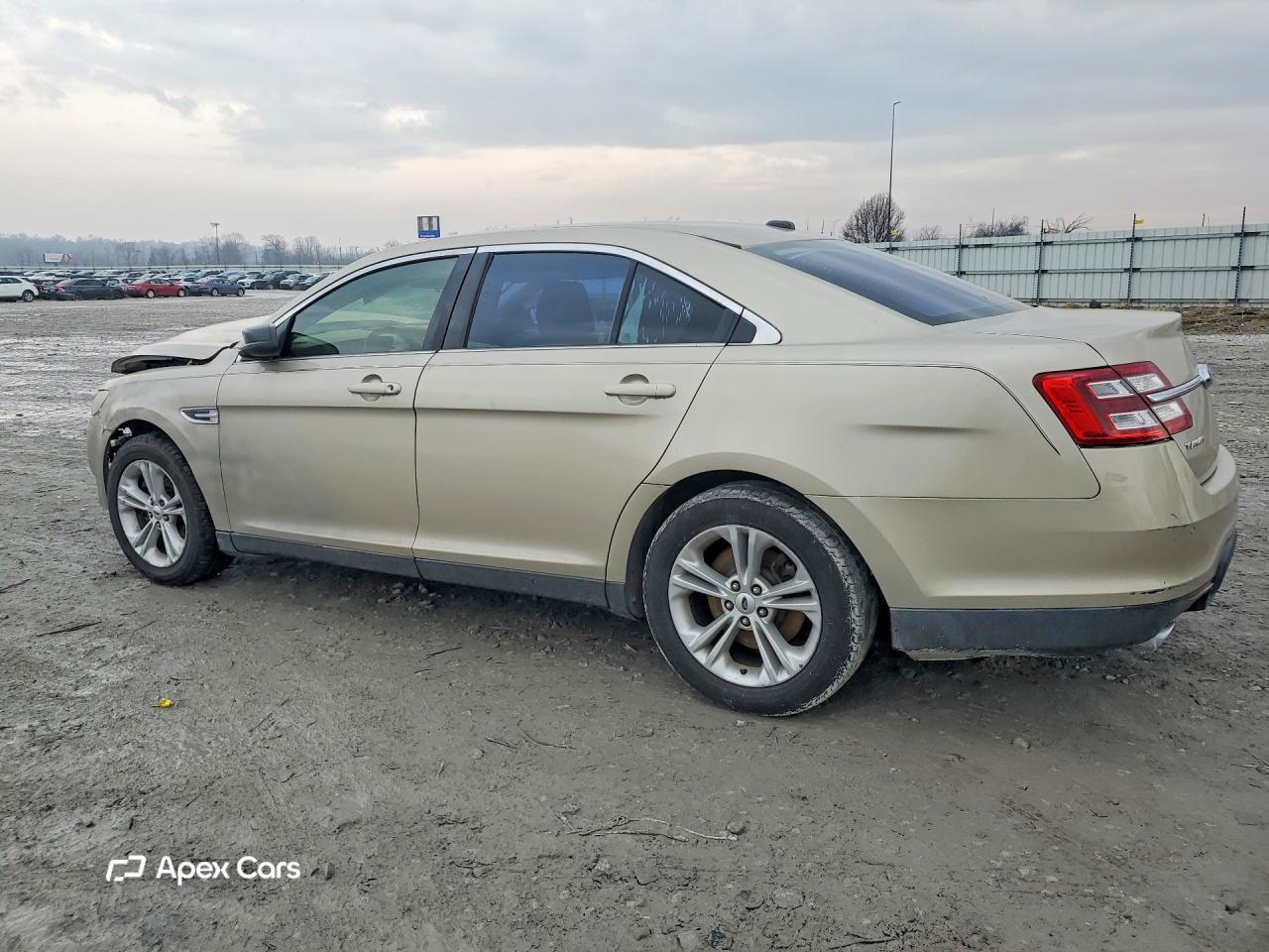 Ford Taurus 2017