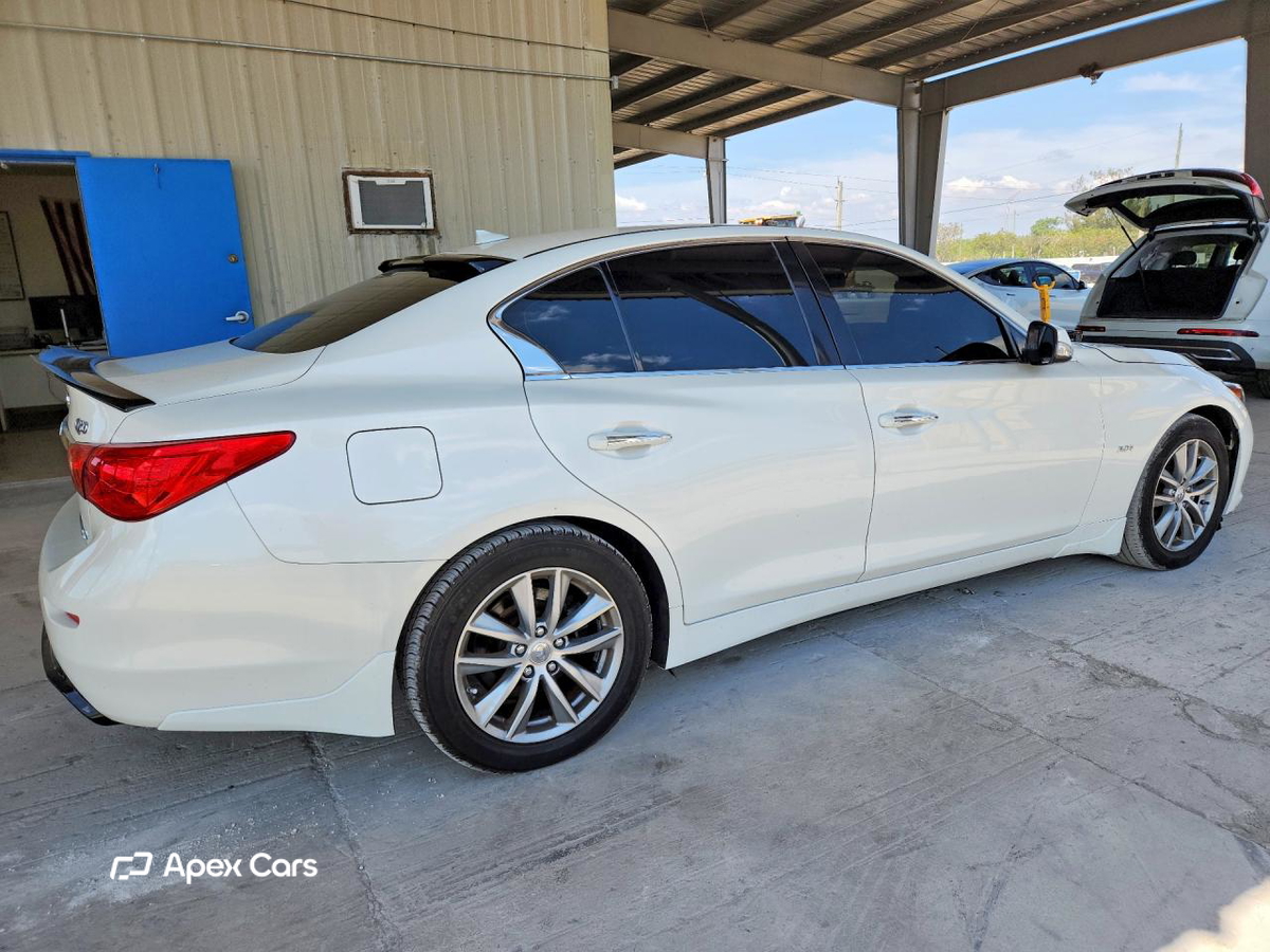 Infiniti Q50 2017