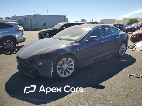 Tesla Model S 2016 - Image 1 of 13