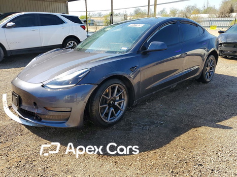 Tesla Model 3 2021 - Image 1 of 12