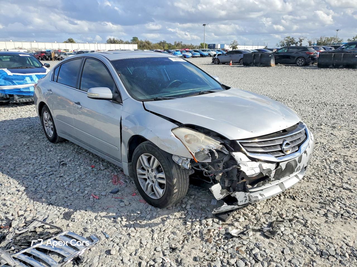 Nissan Altima 2011