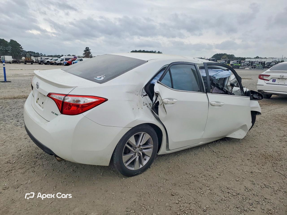 Toyota Corolla 2015