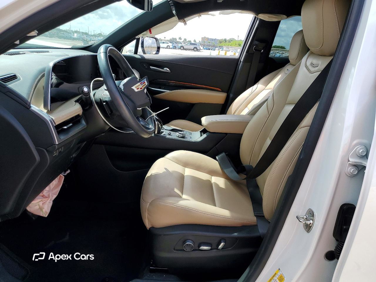 Cadillac XT4 2024
