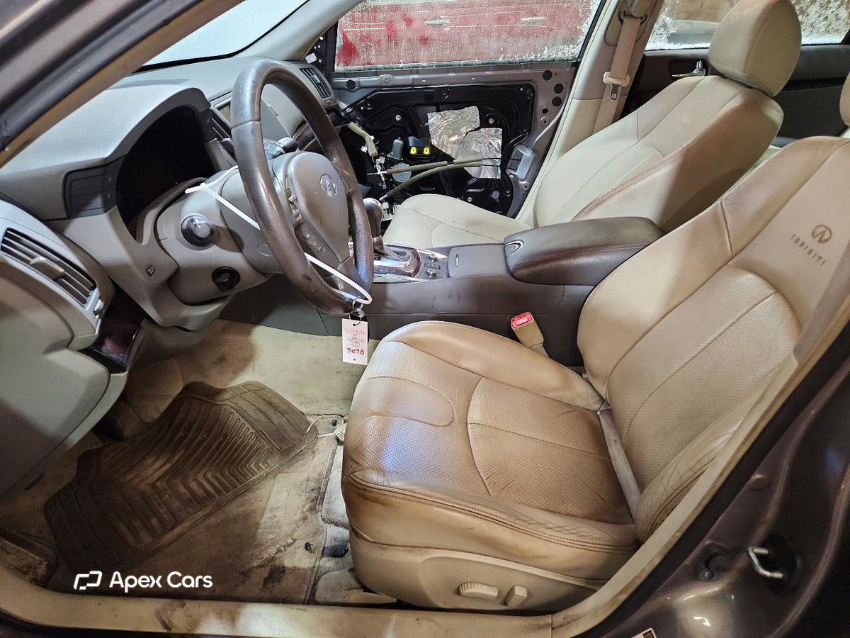 Infiniti G 2012