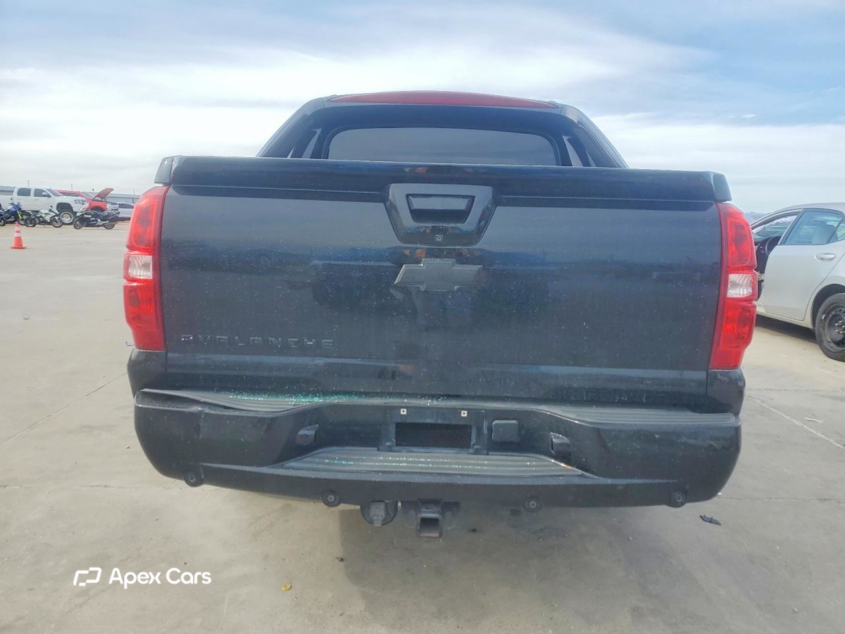 Chevrolet Avalanche 2012