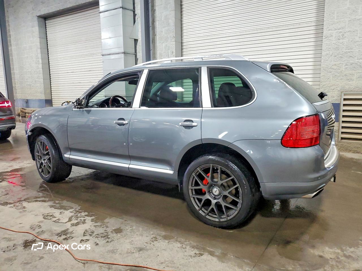Porsche Cayenne 2005