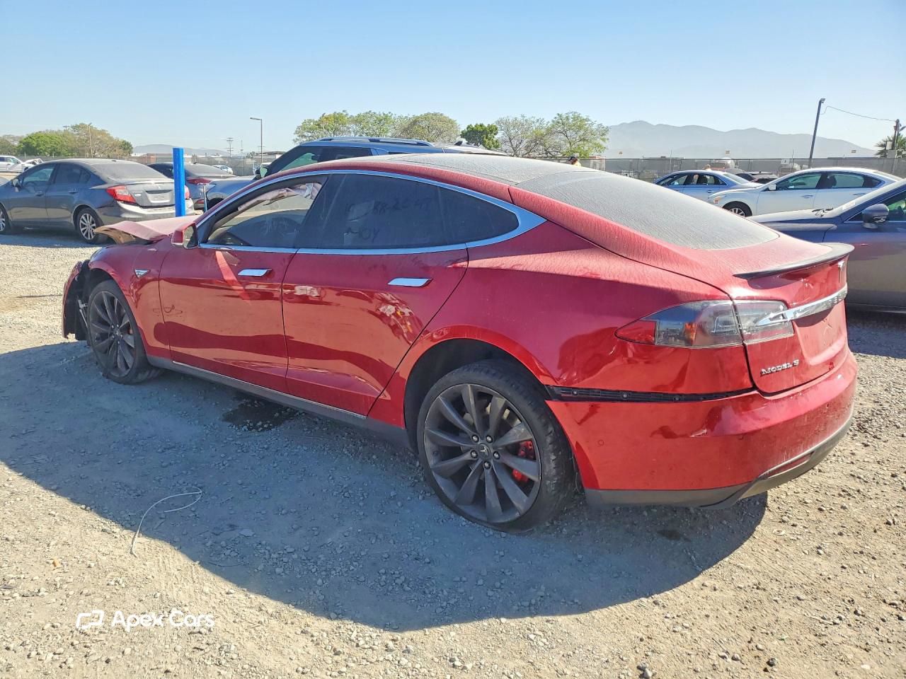 Tesla Model S 2015