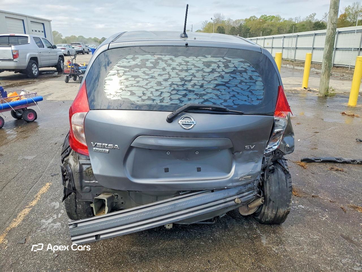 Nissan Versa 2016