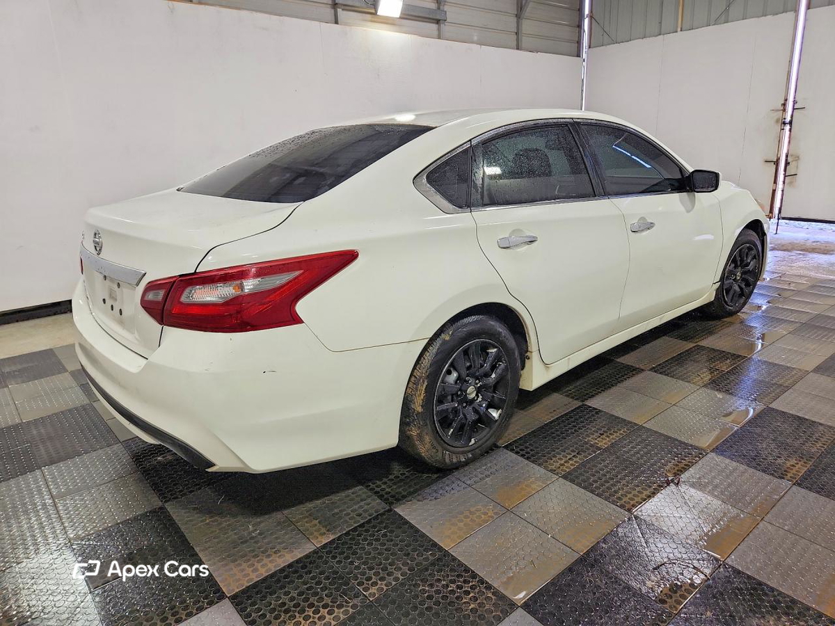 Nissan Altima 2018