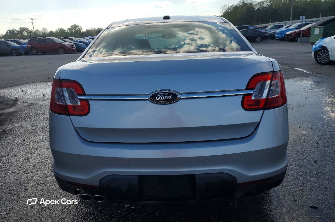 Ford Taurus 2012