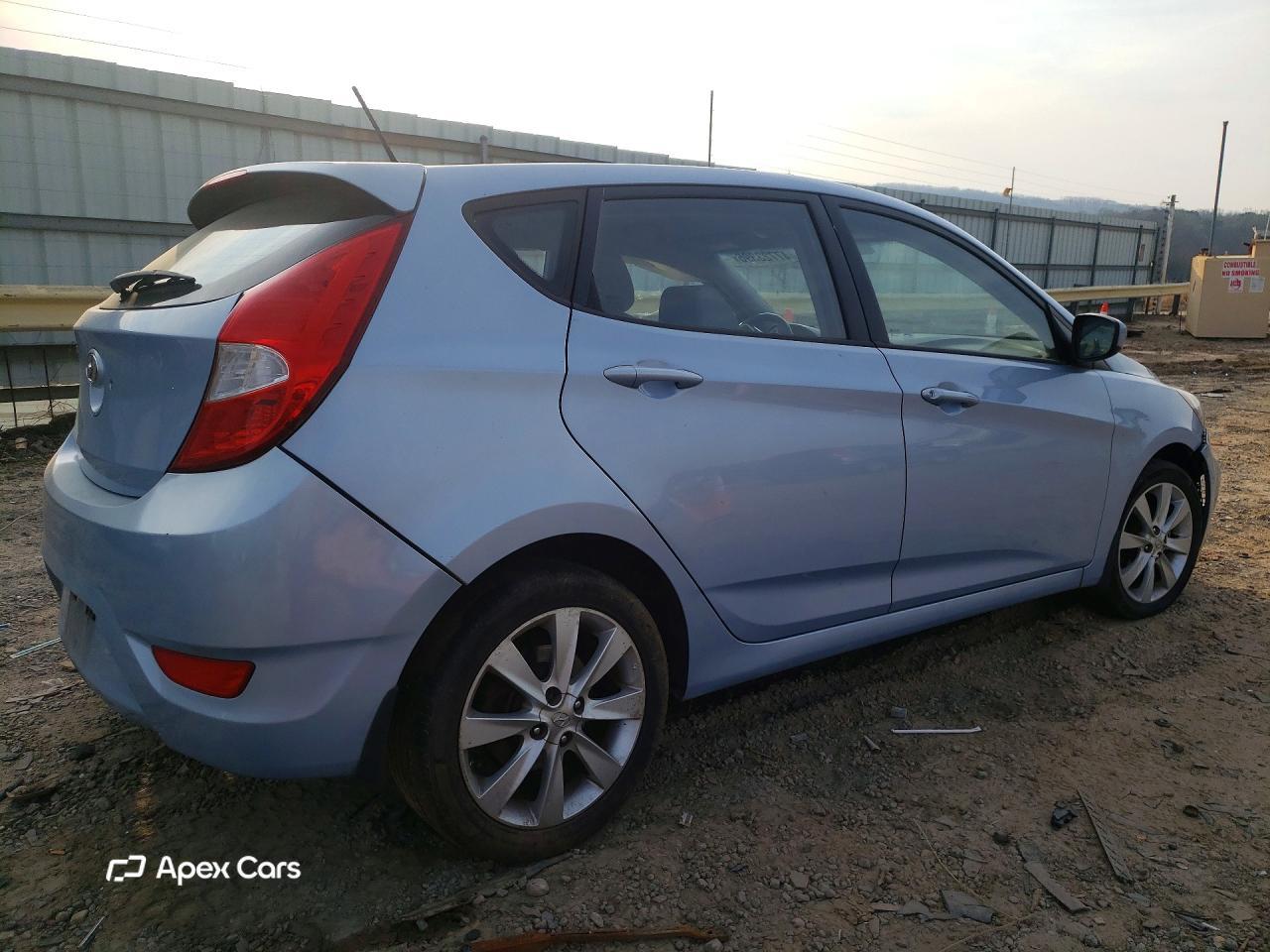 Hyundai Accent 2012