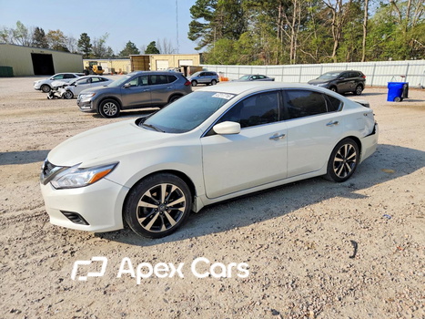 Nissan Altima 2017 - Image 1 of 13