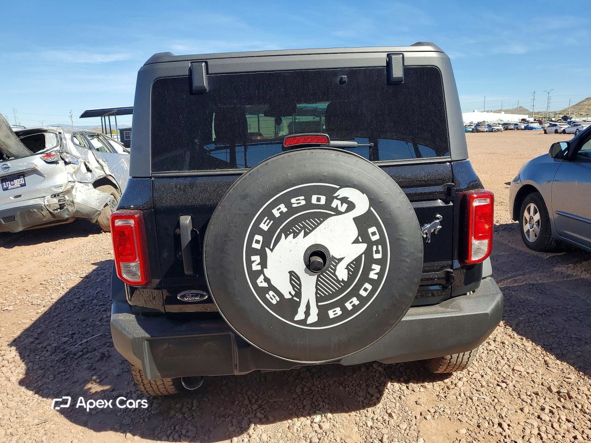 Ford Bronco 2024