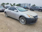 Nissan Altima 2010