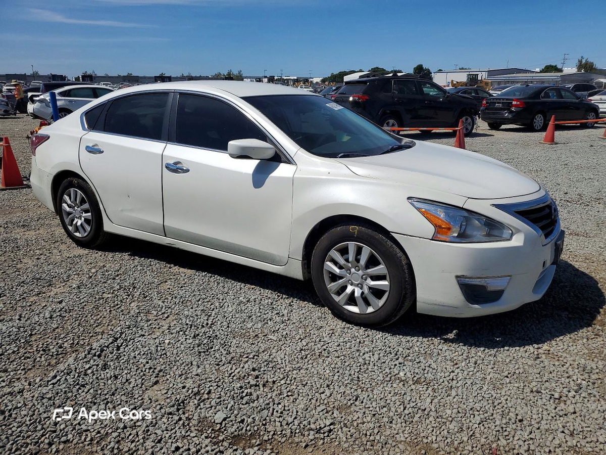 Nissan Altima 2015