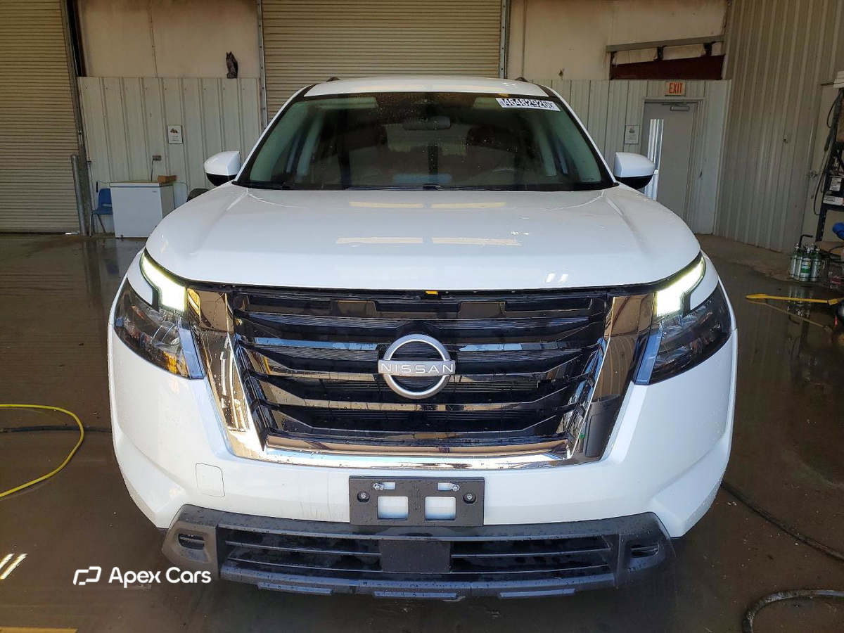 Nissan Pathfinder 2025