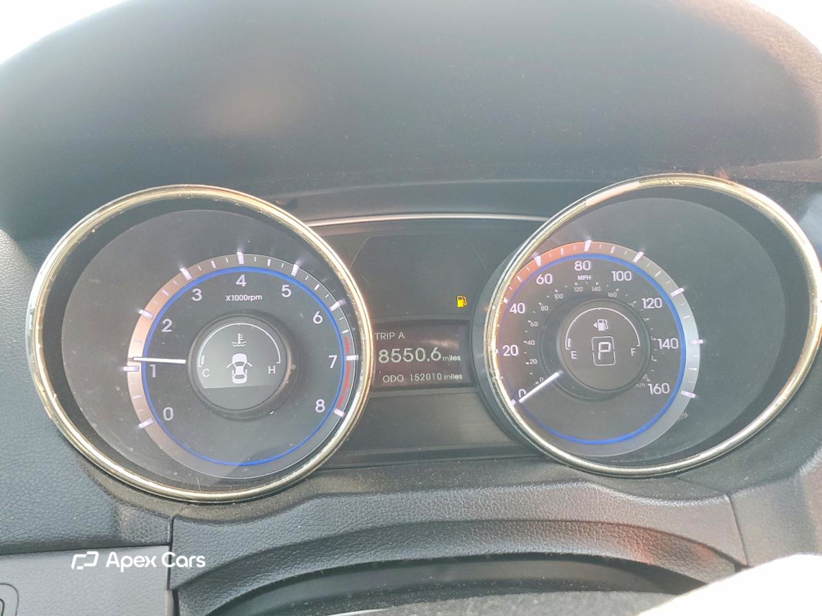 Hyundai Sonata 2011