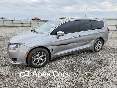 Chrysler Pacifica 2017 - Zdjęcie 1 z 13