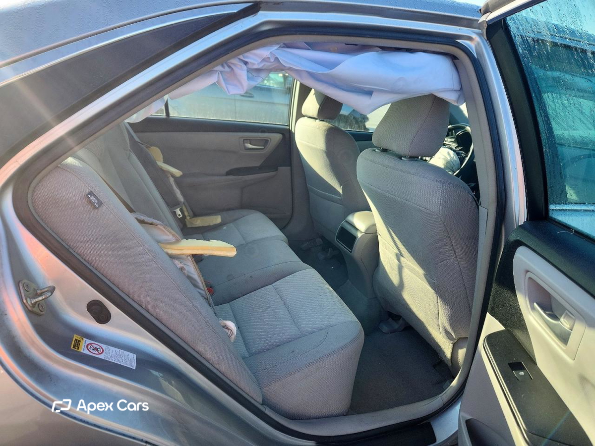 Toyota Camry 2016