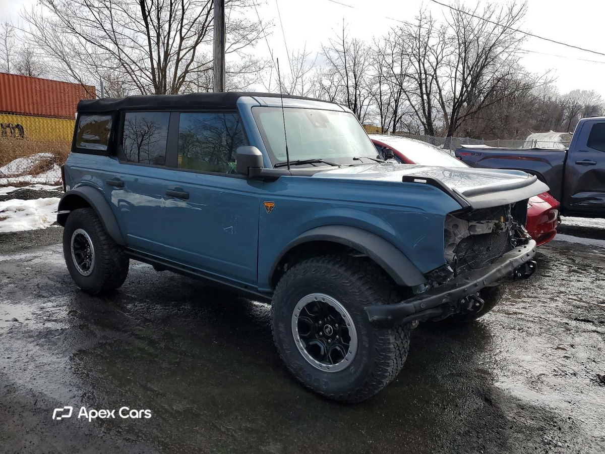 Ford Bronco 2022