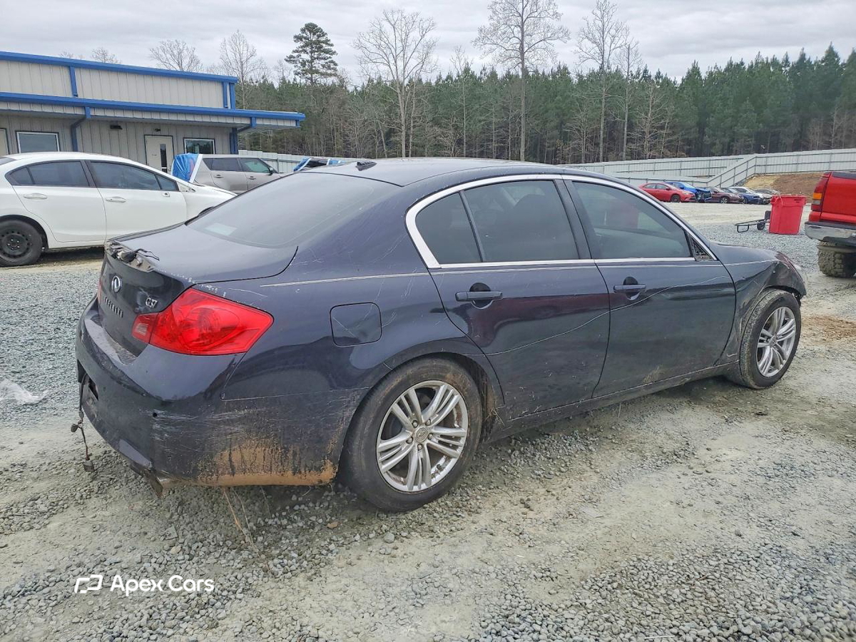 Infiniti G 2010