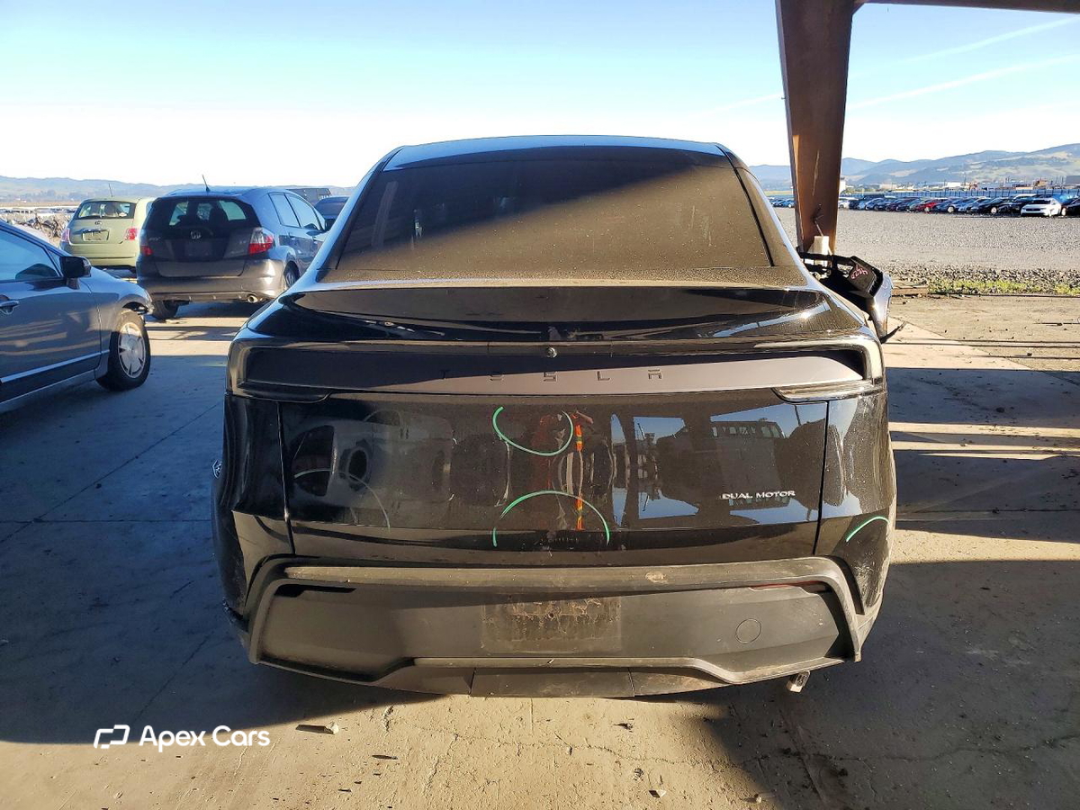 Tesla Model Y 2026