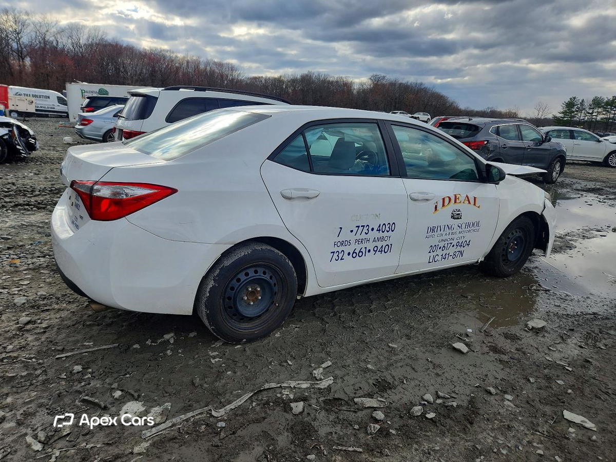 Toyota Corolla 2015