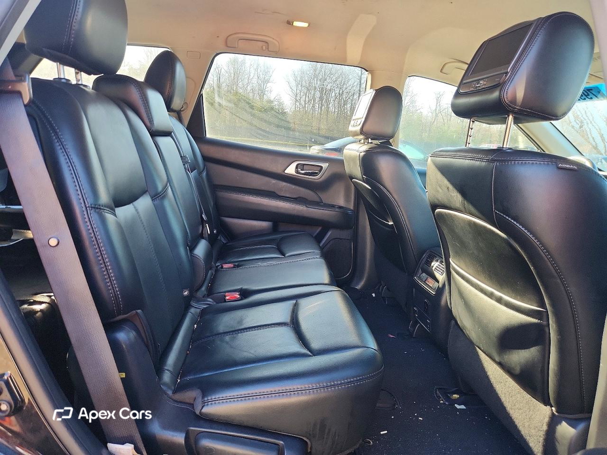 Nissan Pathfinder 2016