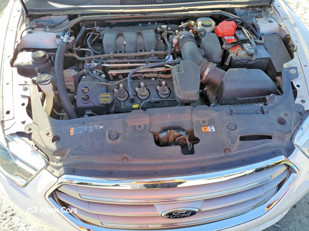 Ford Taurus 2016