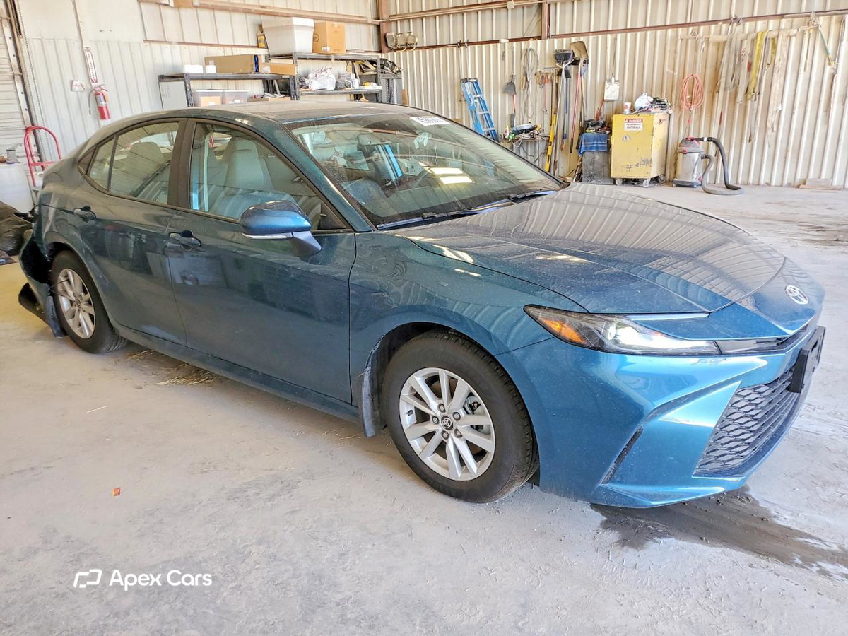 Toyota Camry 2026
