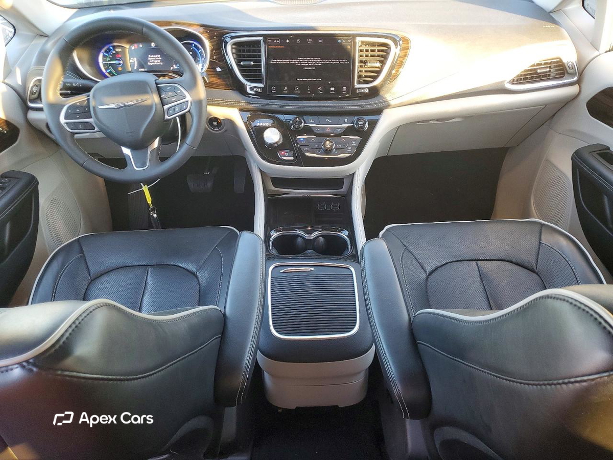 Chrysler Pacifica 2023