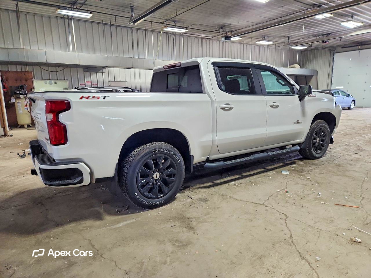 Chevrolet Silverado 2021