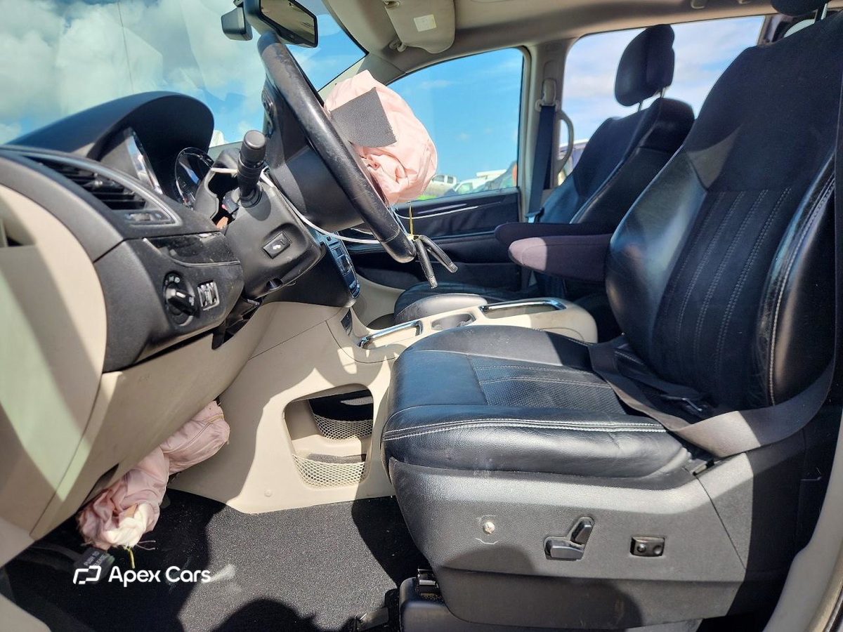 Chrysler Voyager 2014