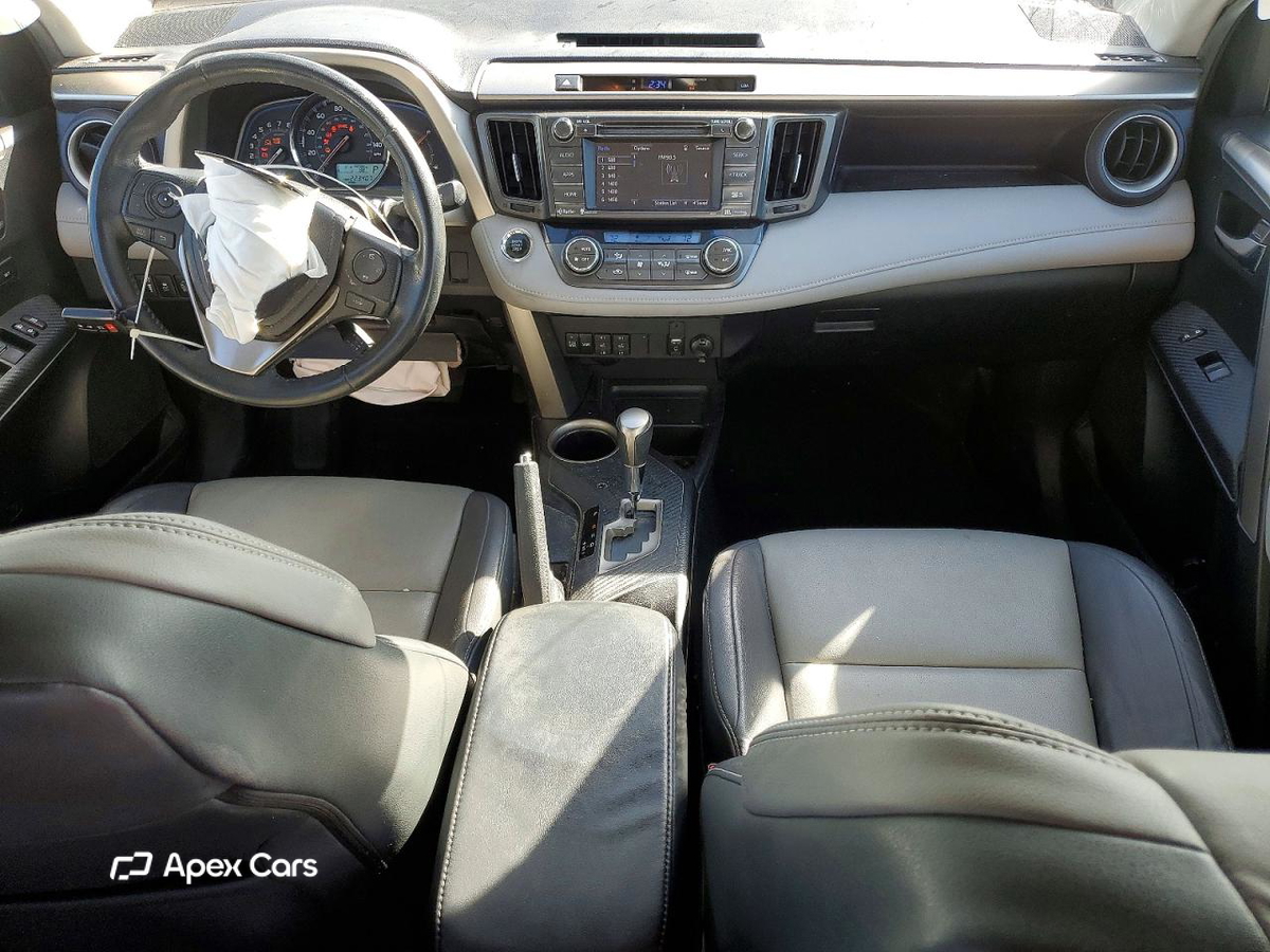 Toyota RAV 4 2015