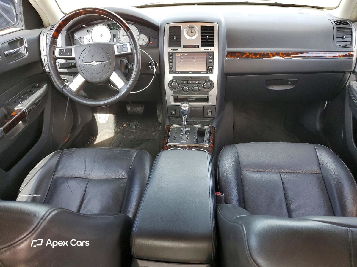 Chrysler 300 2010