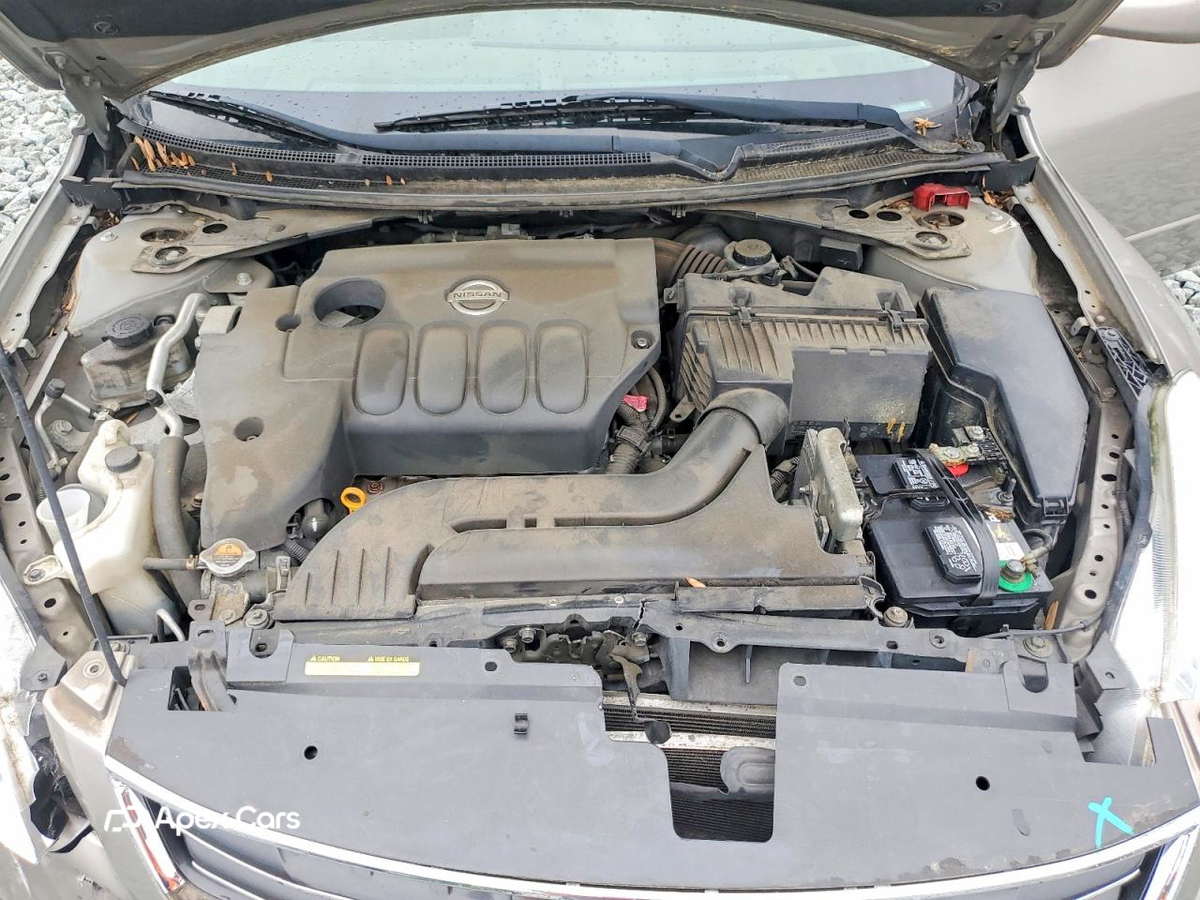 Nissan Altima 2012