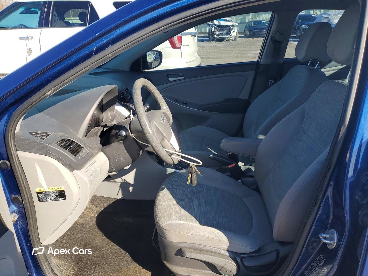 Hyundai Accent 2015