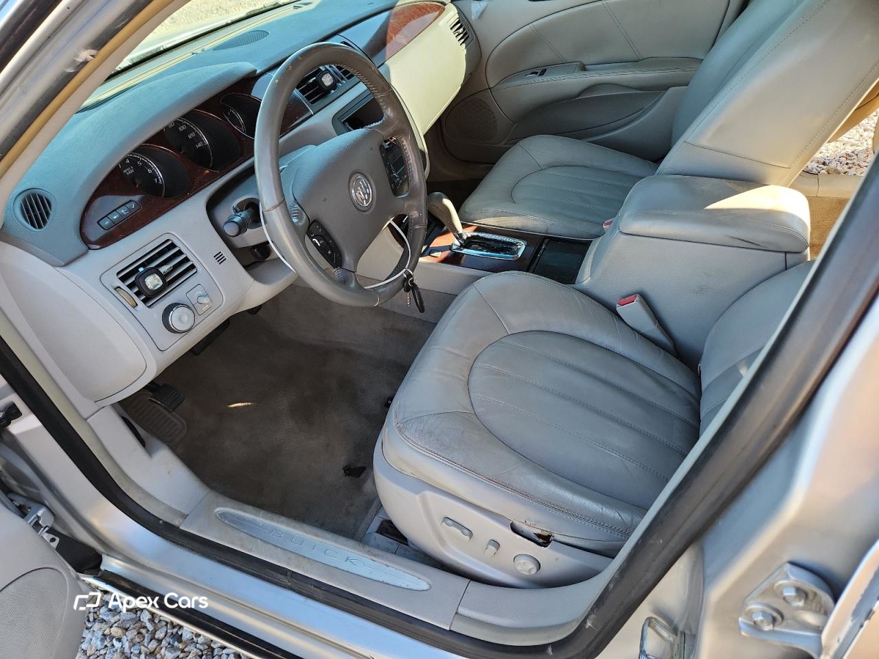 Buick Lucerne 2010