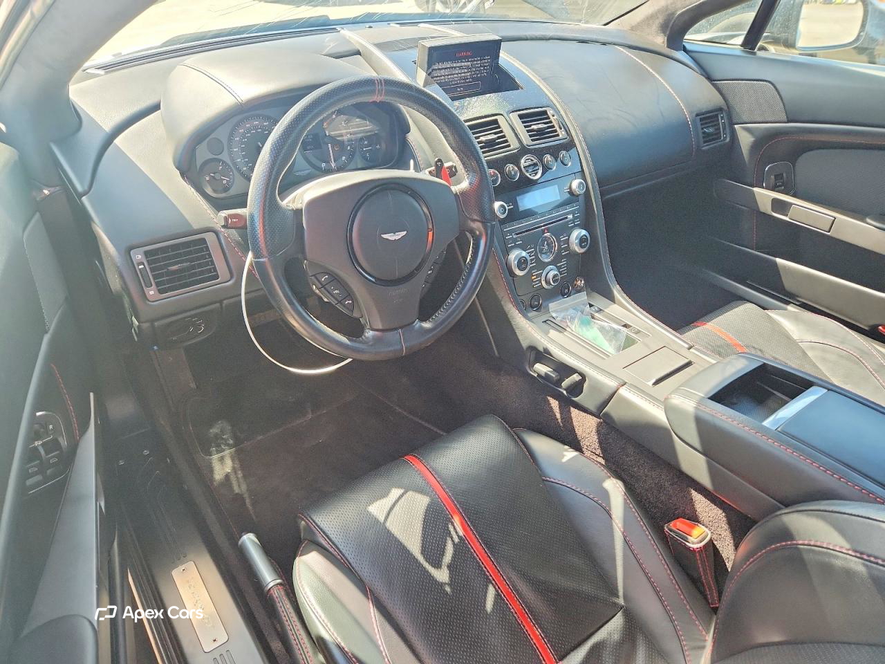 Aston Martin Vantage 2015