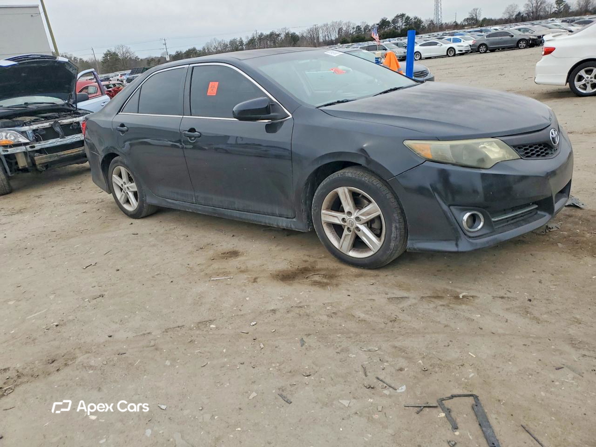 Toyota Camry 2012