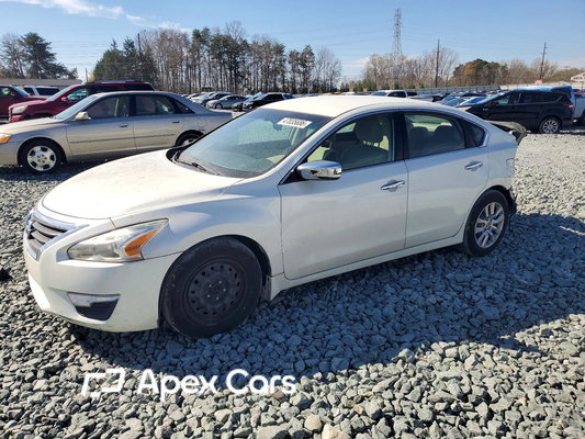 Nissan Altima 2015 - Image 1 of 13