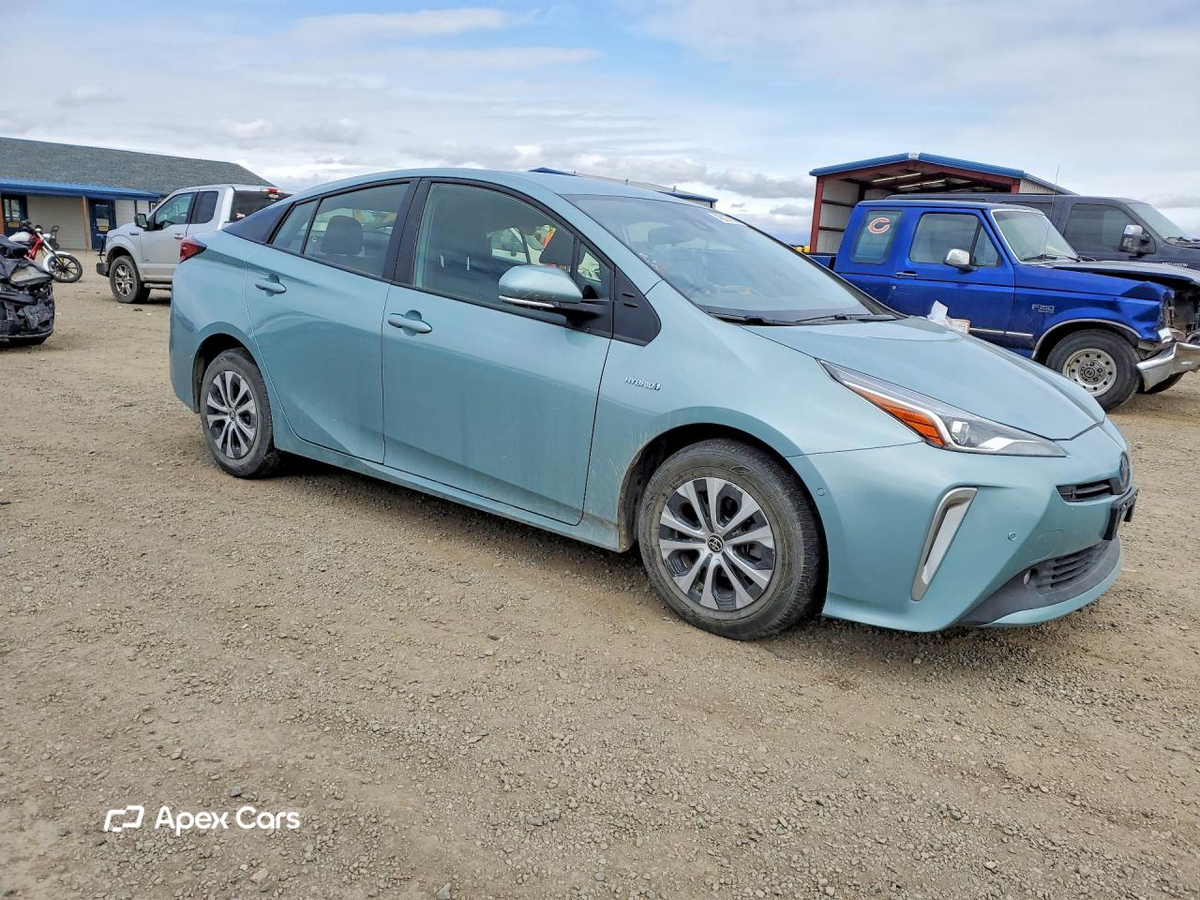 Toyota Prius 2021