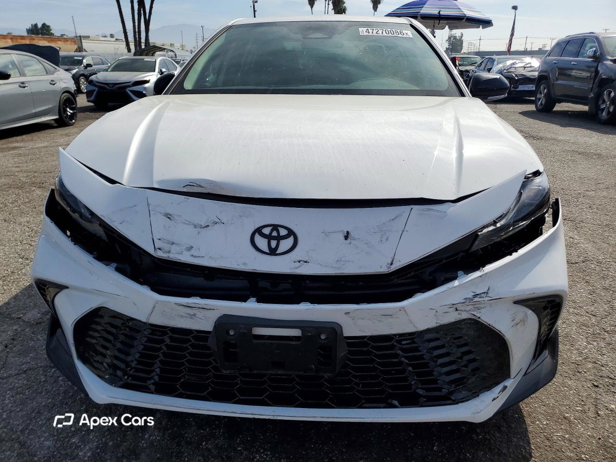 Toyota Camry 2026