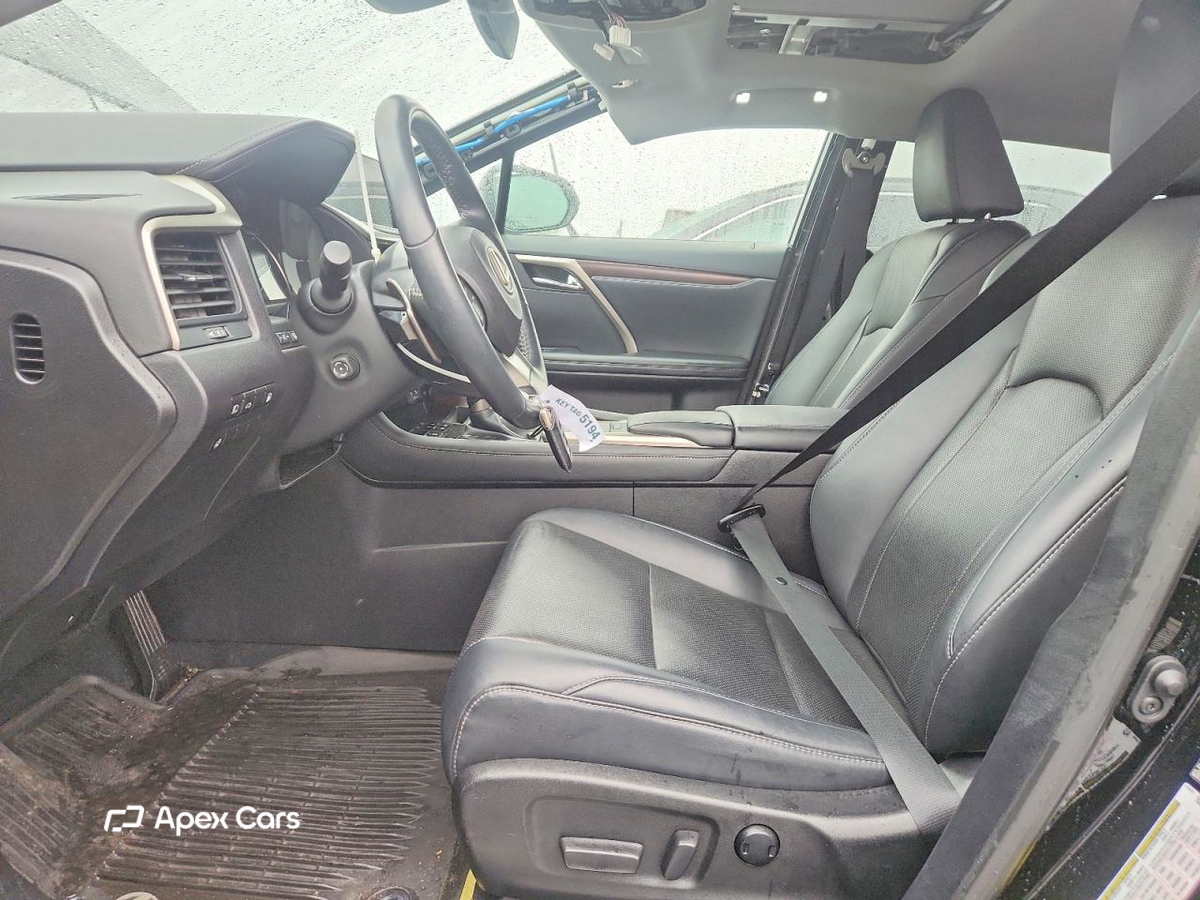 Lexus RX 2021