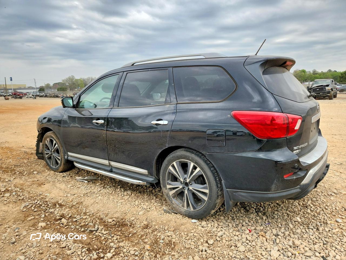 Nissan Pathfinder 2018