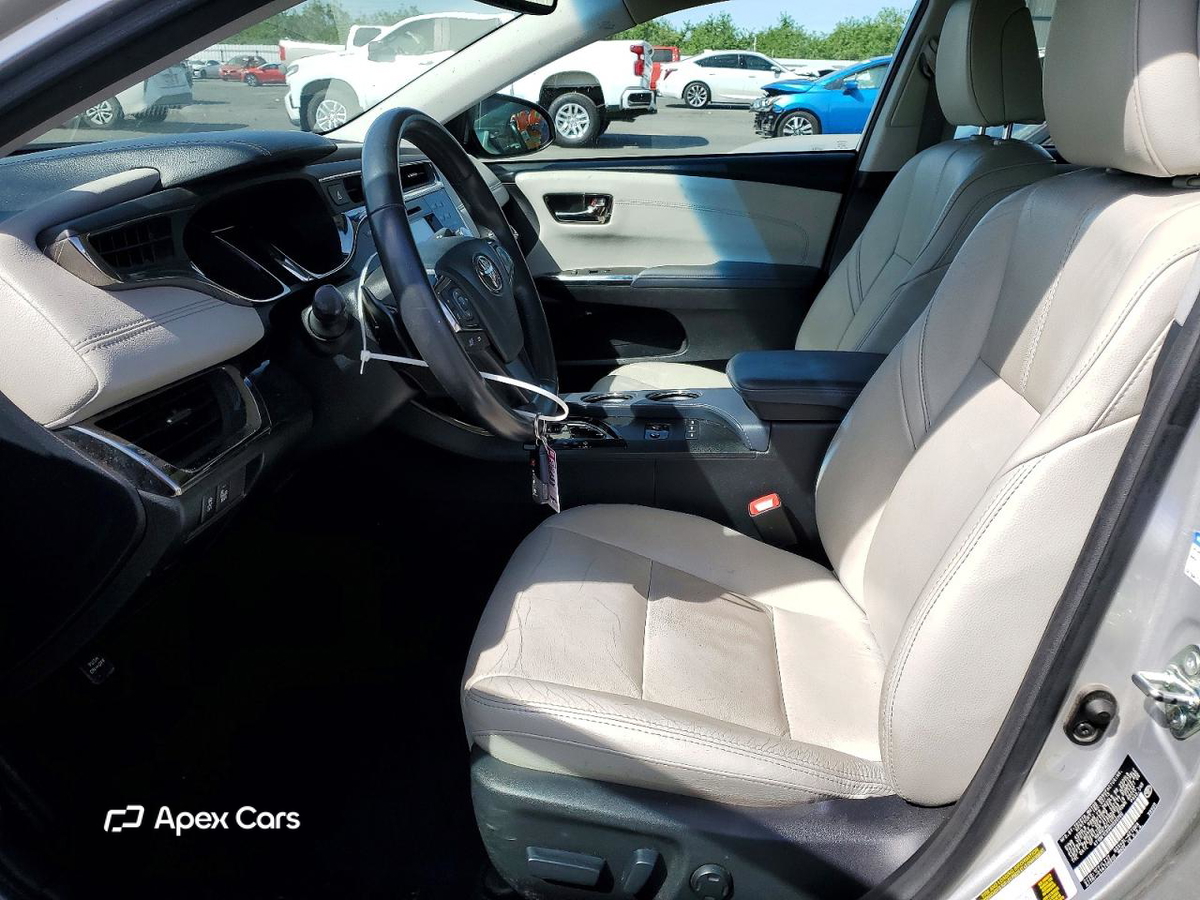 Toyota Avalon 2013