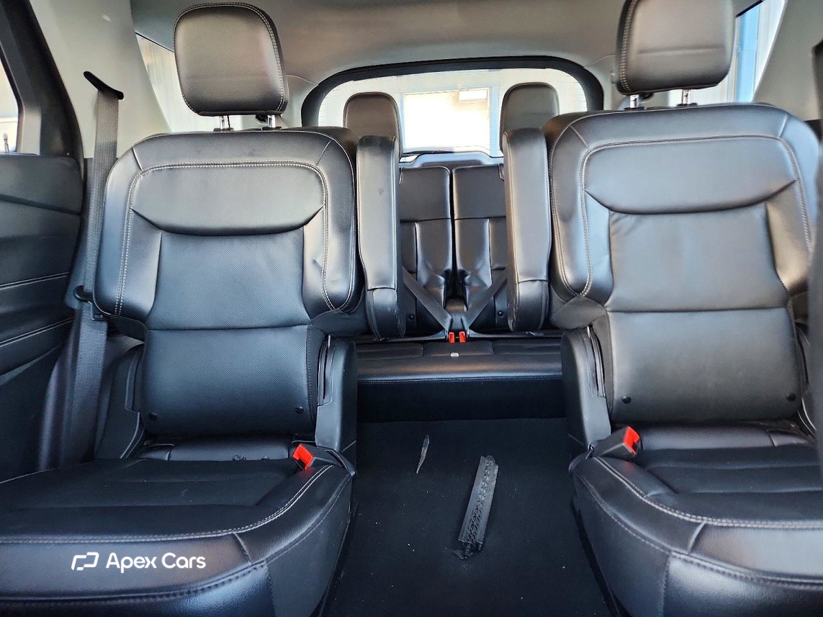 Ford Explorer 2024